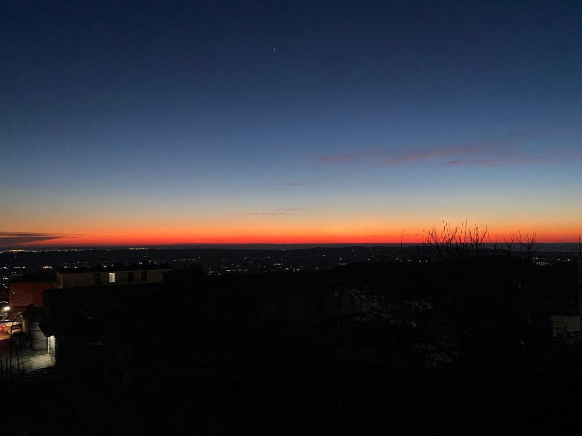 Vila Llulla Krujë Екстериор снимка